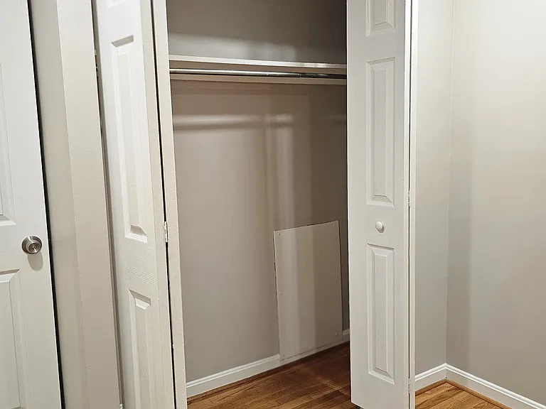 10 Sharpley Ct #20F — Photo 43