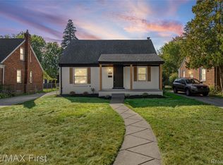 2225 N Connecticut Ave, Royal Oak, MI 48073