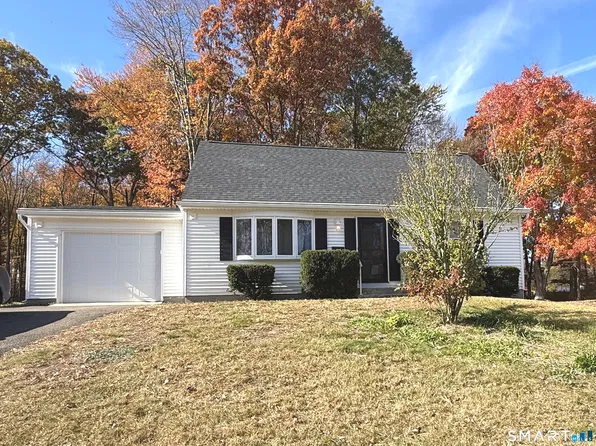 20 Duff Drive, Enfield, CT 06082