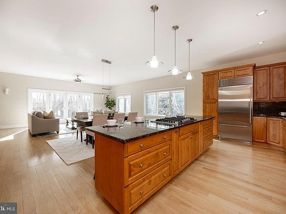 2nd image of 115 Bullock Rd