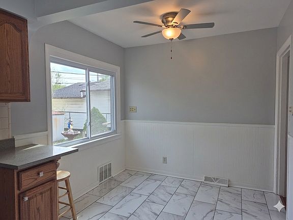 4th image of 3809 W 11th Ave