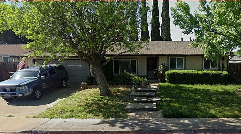 1985 Oakridge Ln, Pittsburg