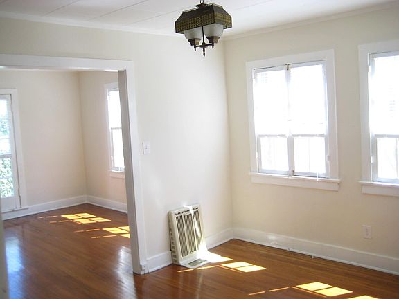 3rd image of 851 N Sierra Bonita Ave #853