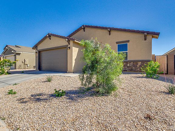 3rd image of 40099 W Curtis Way