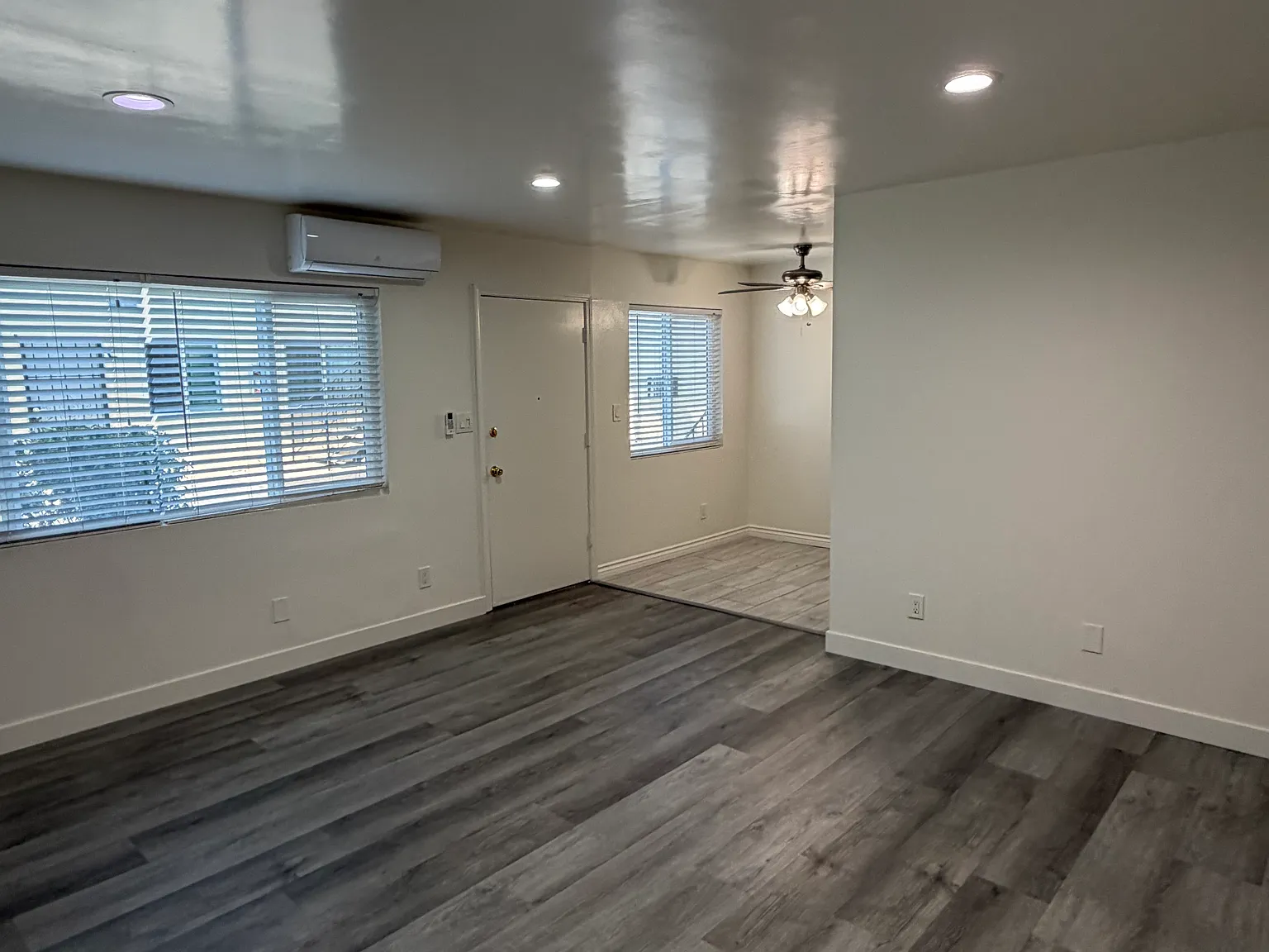 2 bed, $2,061 — Photo 2