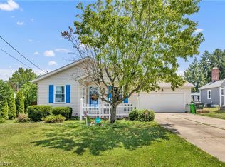 384 25th St NW, Massillon, OH 44647
