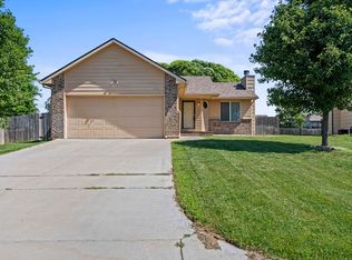 1618 N Decker St, Wichita, KS 67235