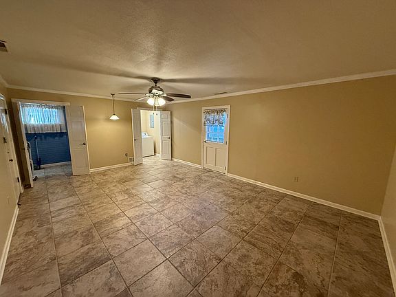 3rd image of 4519 Flamingo Rd