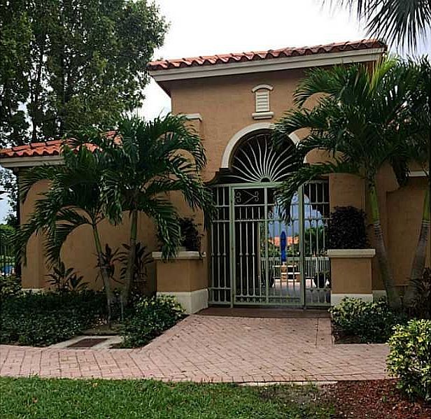 1st image of 6670 NW 114th Ave APT 621