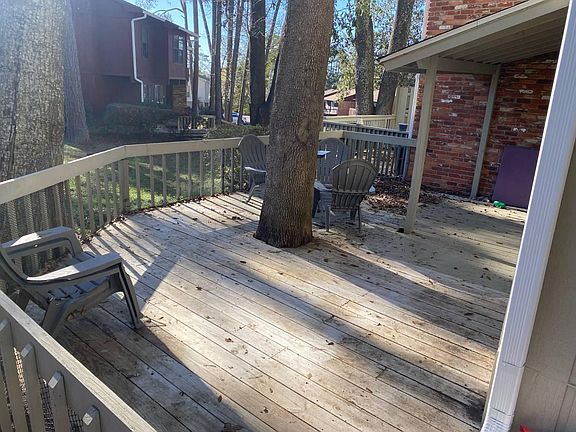 2nd image of 2216 Timberwood Cir N