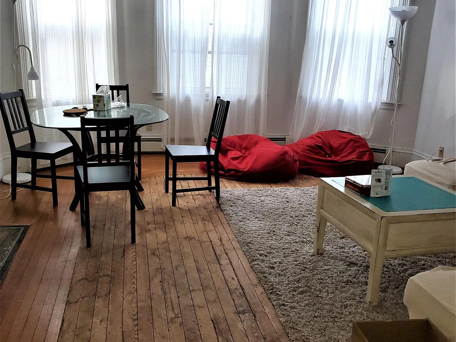 4 bed, 1900 sqft, $4,100 — Photo 4