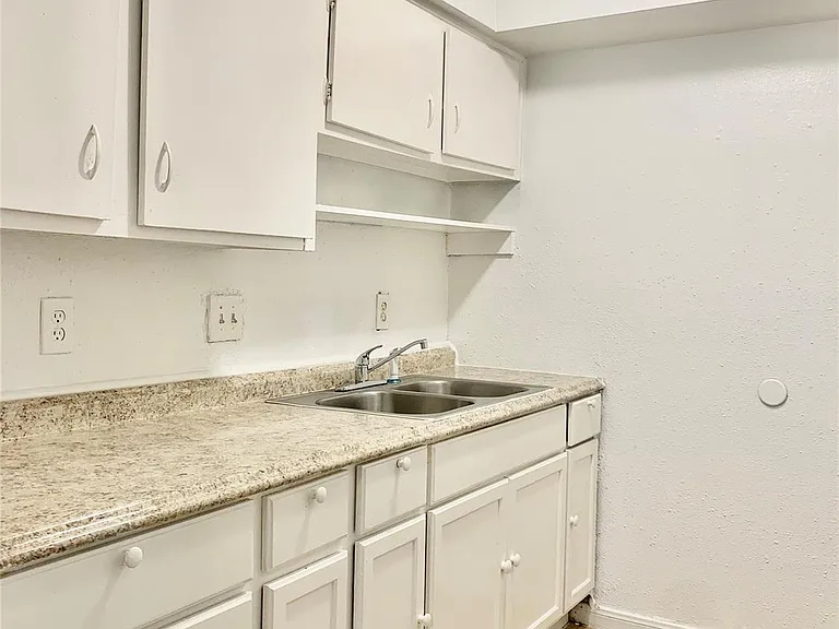 9410 Grannis St #A — Photo 4
