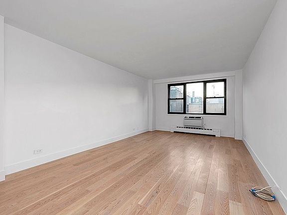 5th image of 230 E 15th St APT 8K