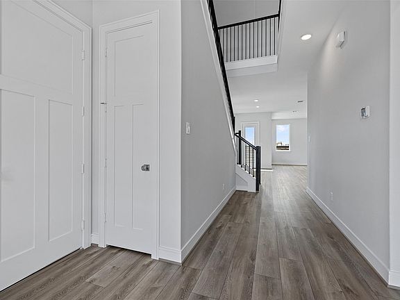 6th image of this home