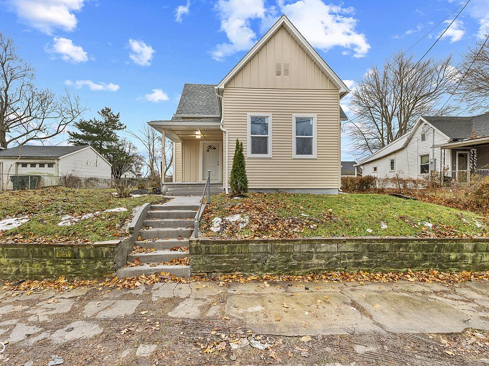 1st image of 313 W 10th St