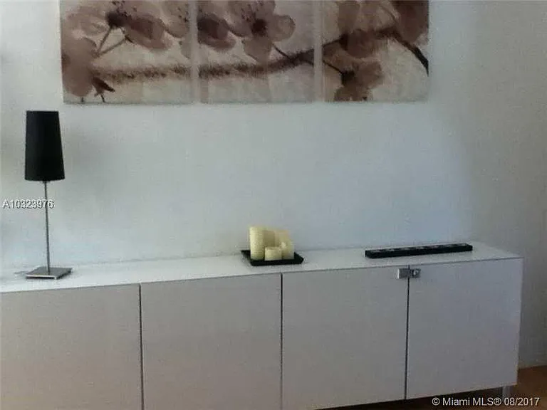 549 Meridian Ave #10 — Photo 4