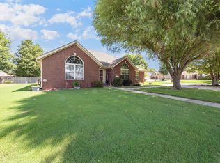 12024 Shark Ln, Farmington, AR 72730