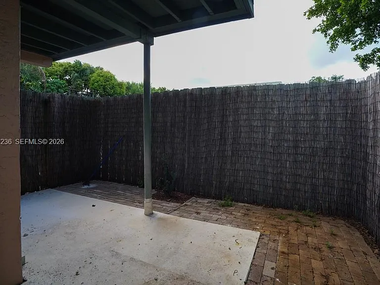 1815 Fairview Villas Dr #1 — Photo 17