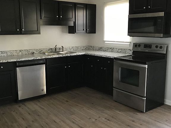 3rd image of 620 Bullard Ave #B