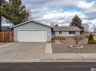 888 La Sierra Ct, Sparks, NV