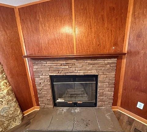 4th image of 460 Cherokee Trl