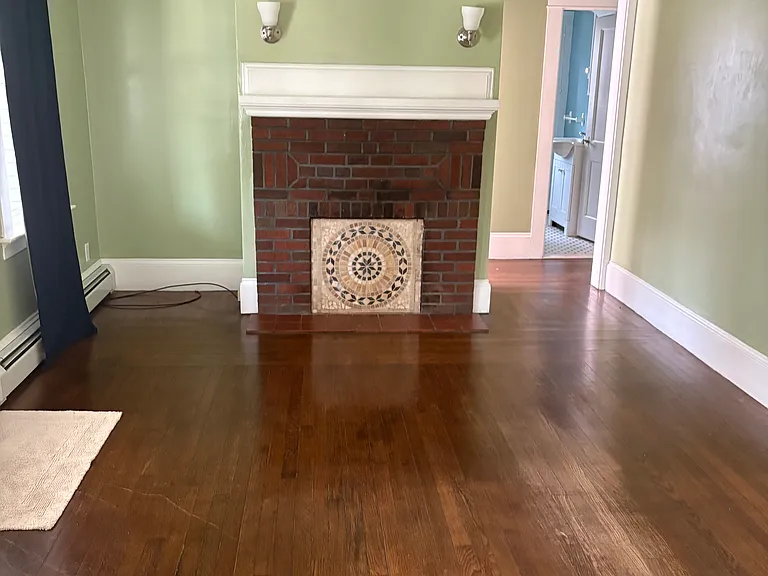 22 Warwick Neck Ave — Photo 2