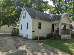 4739 Falmouth St, Roeland Park, KS 66205