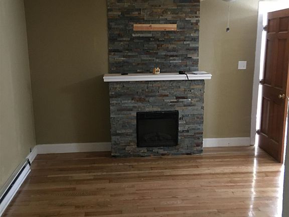 4th image of 3104 School St
