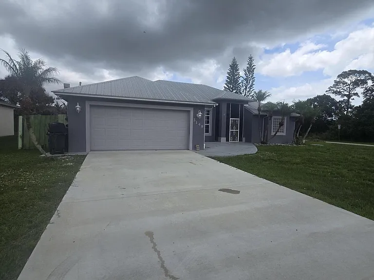 2149 SW Savage Blvd — Photo 2