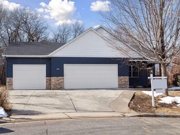 2416 Pepper Ridge Ct, Northfield, MN 55057