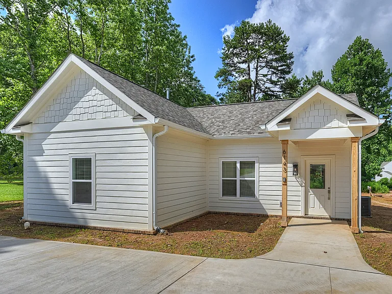 6141 Wilgrove Mint Hill Rd — Photo 37