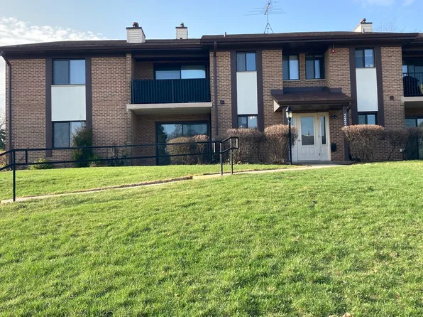 2225 Wharf Dr APT 1003, Woodridge, IL 60517