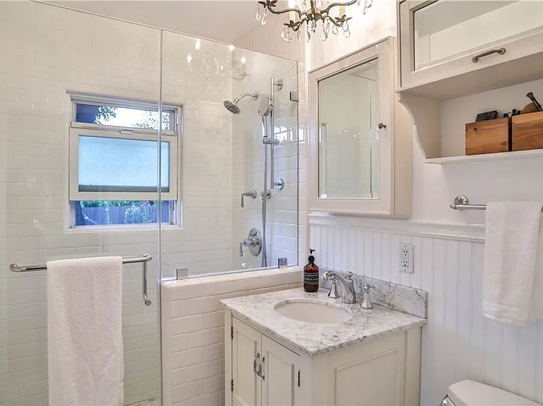 3429 N Towne Ave — Photo 15