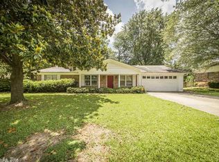 913 Lessel Dr, Jacksonville, AR 72076