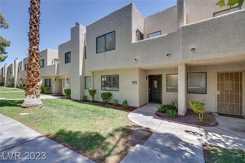 1st image of 2677 Ruthe Duarte Ave