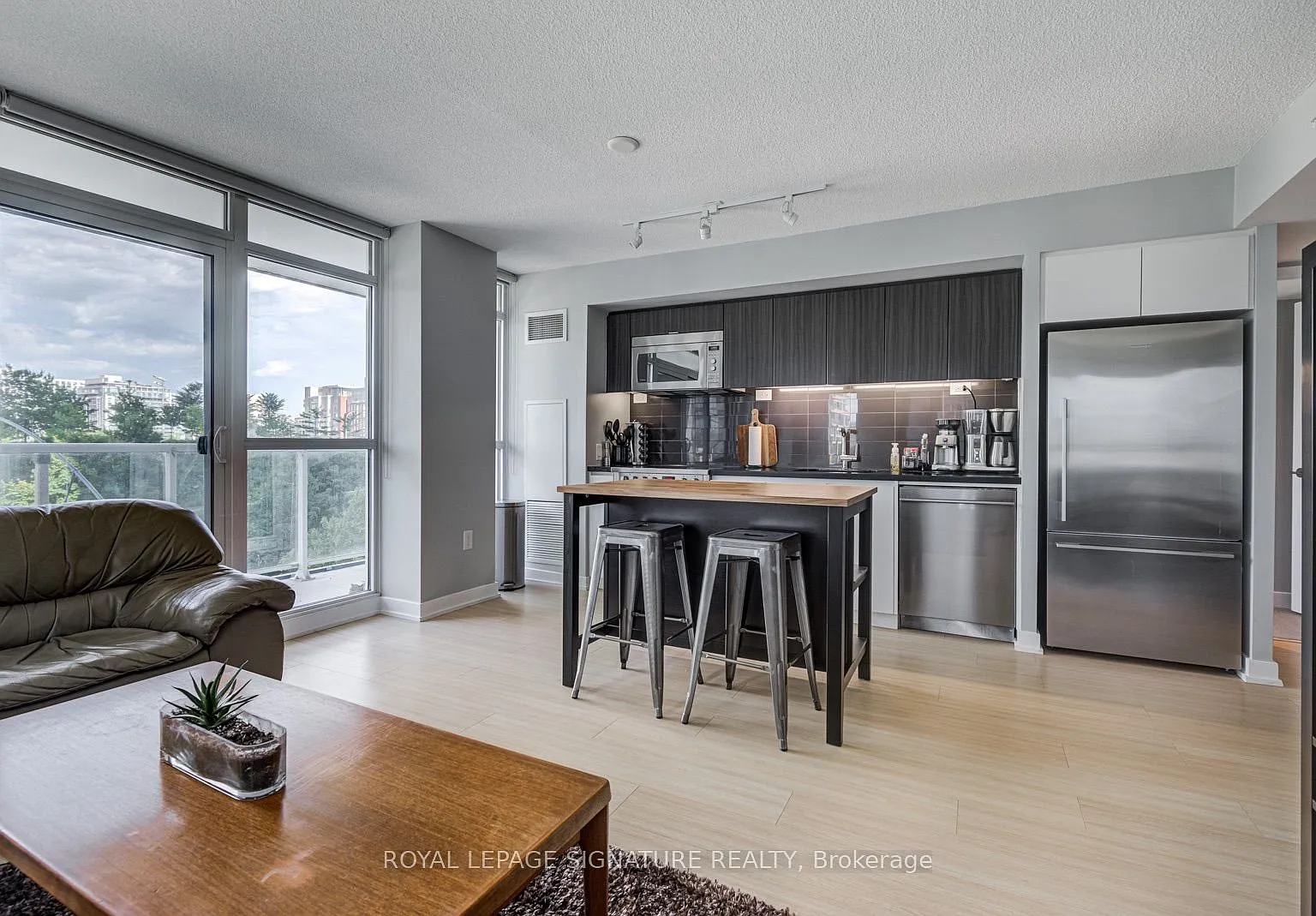 2 bed, $3,450 — Photo 1