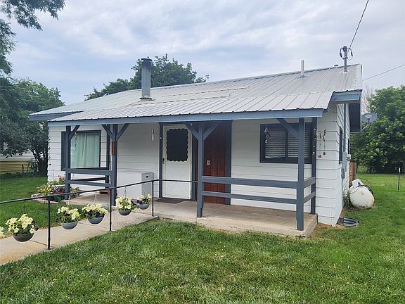 5th image of 804 1st Ave