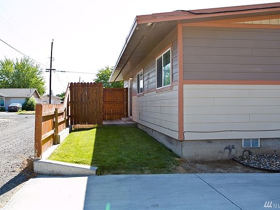 4th image of 350 S 8th Ave