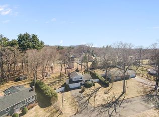 181 Eastwood Dr, Westfield, MA 01085