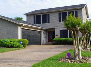 5995 Woodway Dr, Beaumont, TX 77707