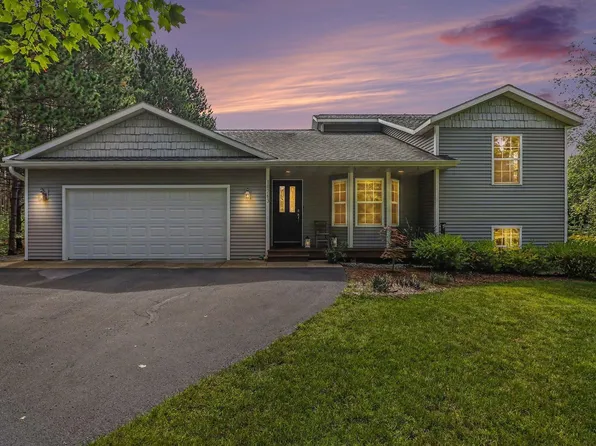 10763 Sweet Lilac Ln, Interlochen, MI 49643
