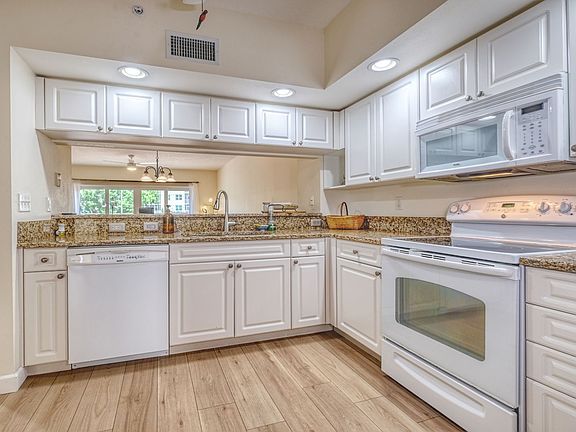 4th image of 1200 Country Club Dr APT 4103
