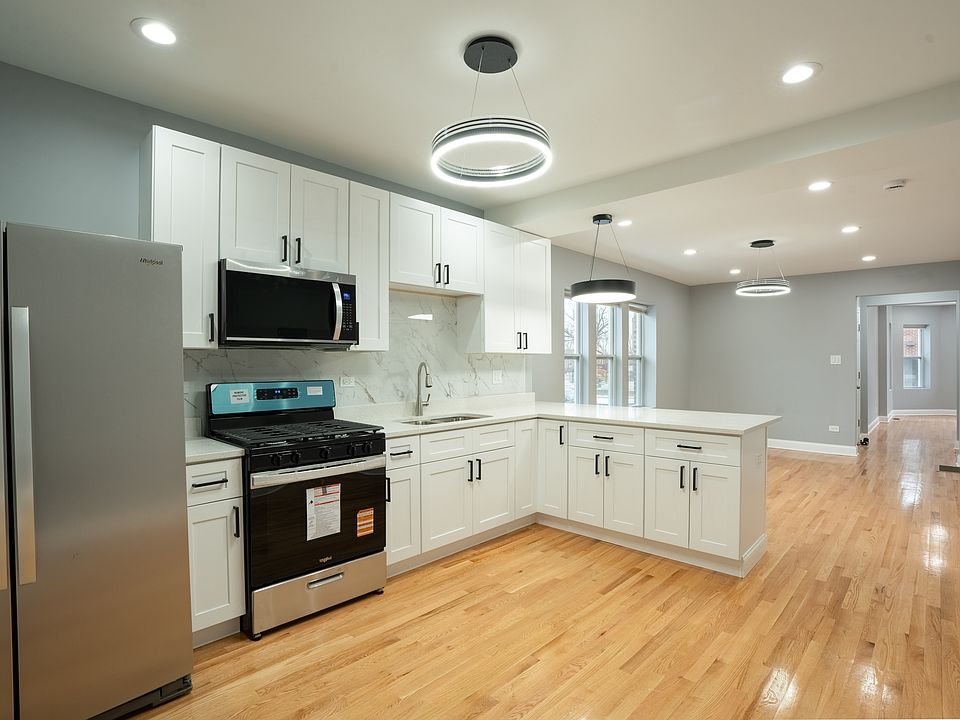 1st image of 6147 S Seeley Ave #1