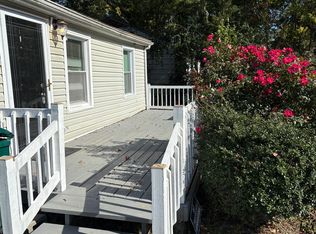 9 Pennington Ave, Newport News, VA 23606