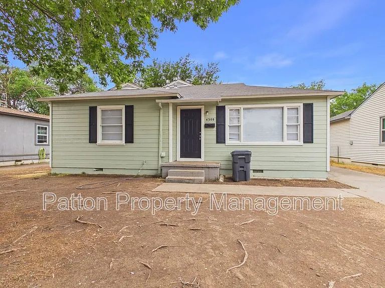4308 S Jackson St — Photo 1