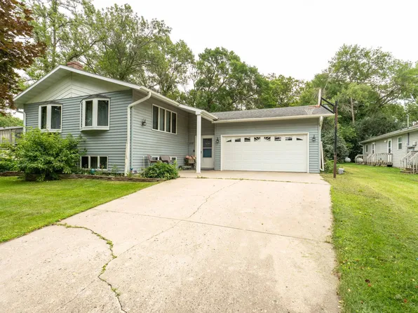 117 8th Ave NE, Elbow Lake, MN 56531