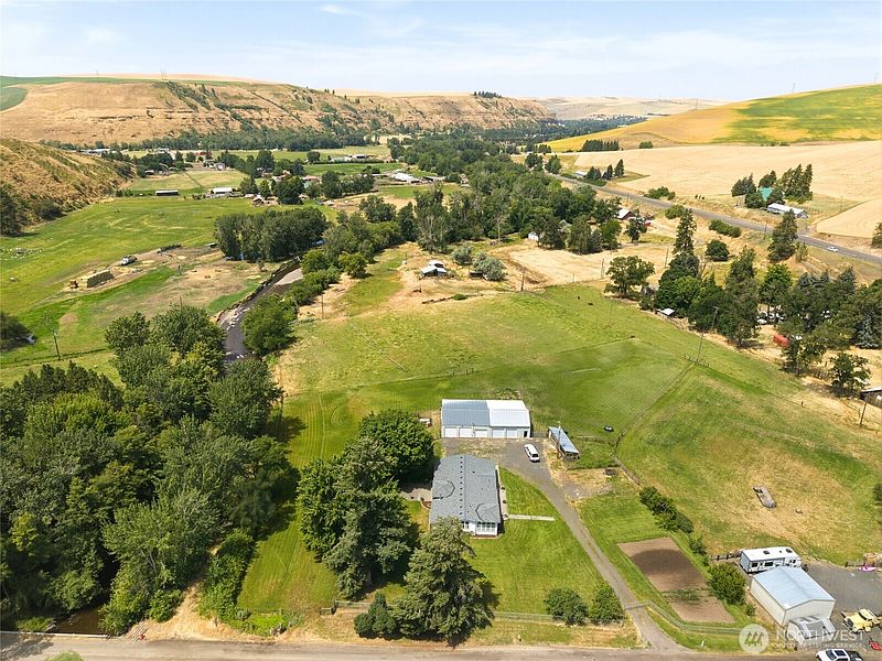 5th image of 110 Baileysburg Road