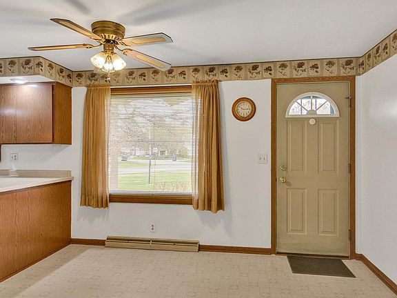 5th image of 1881 Plover Springs Dr