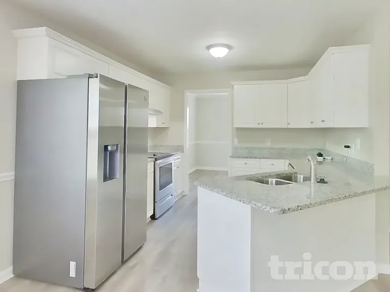 800 Chaney Woods Dr — Photo 7
