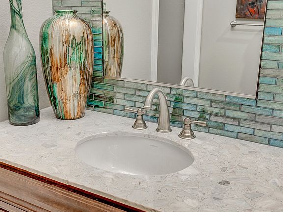 Gorgeous finishes in powder